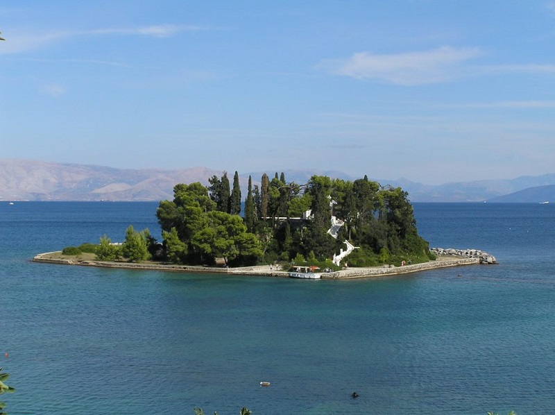 Ποντικονήσι_-_Islet_of_Pontikonisi_-_Corfu_-_Ionian_Islands_-_Greece_-_18_Sept._2008-1024x766.jpg