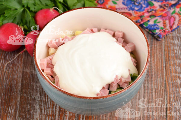 Окрошка, которая вас точно удивит вкусом - 3 отличных варианта Окрошка, которая вас точно удивит вкусом - 3 отличных варианта нарезаем, окрошку, мелко, очень, можно, окрошки, огурцы, выкладываем, окрошка, томатном, соусе, перемешиваем, свежие, сразу, интересный, готова, выделения, картофель, колбасы, будет