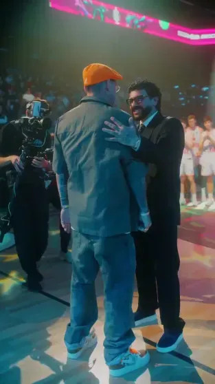 Тимати и Валентина Иванова посетили баскетбольный матч после слухов о его измене Тимати, Иванова, Валентина, вместе, появилась, которая, этого, рэпера, видели, якобы, рэпер, также, Иванову, модель, откровенном, Ратмир, шестилетний, расстались, Решетовой, Анастасией