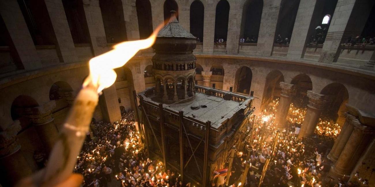 Представителей ПЦУ не пустили встречать Благодатный огонь в храме Гроба Господня