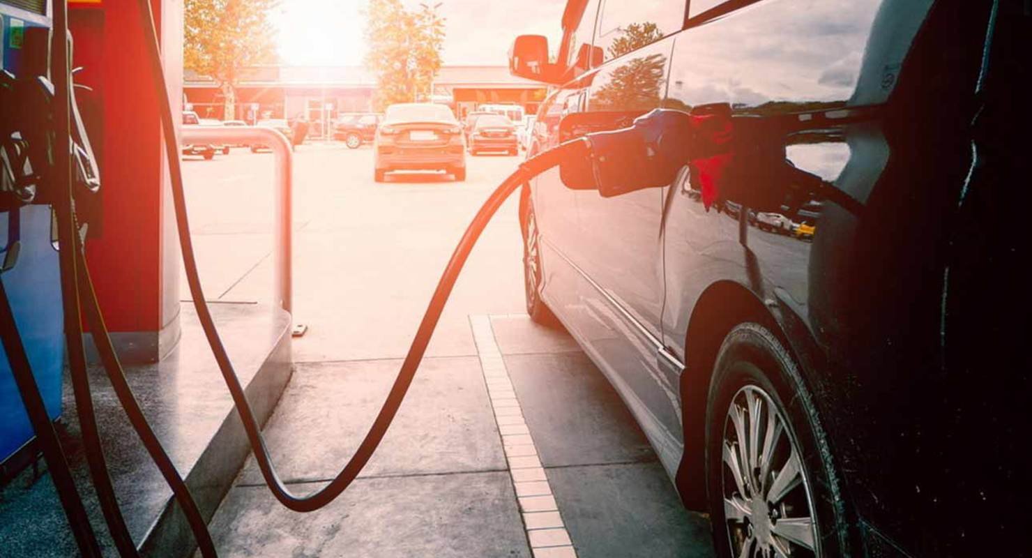 Бензин в России будет оцениваться по новой формуле Автомобили