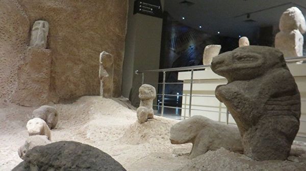 Экспонаты археологического музея города Шанлыурфа (Турция)