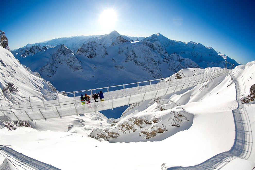 Мост в Энгельберге (Titlis Cliff Walk)