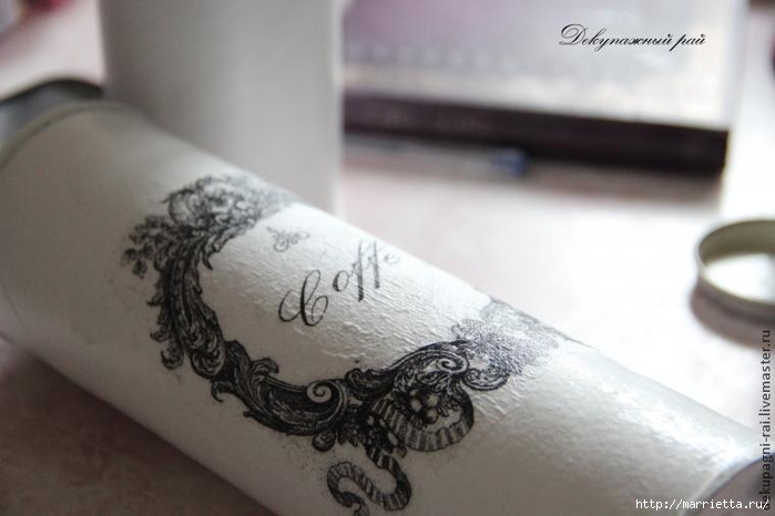 Винтажный декупаж на тубах из-под чипсов Винтажный декупаж на тубах из-под чипсов декупаж