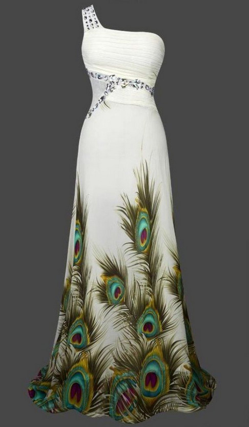 Прекрасные платья с люневильской вышивкой покоряют подиумы мира