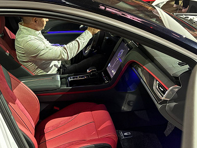 Аналог Audi A7 с мощным мотором и 8-ступенчатым «автоматом» — 3,89 млн рублей. В России представили премиум-фастбэк Hongqi H6
