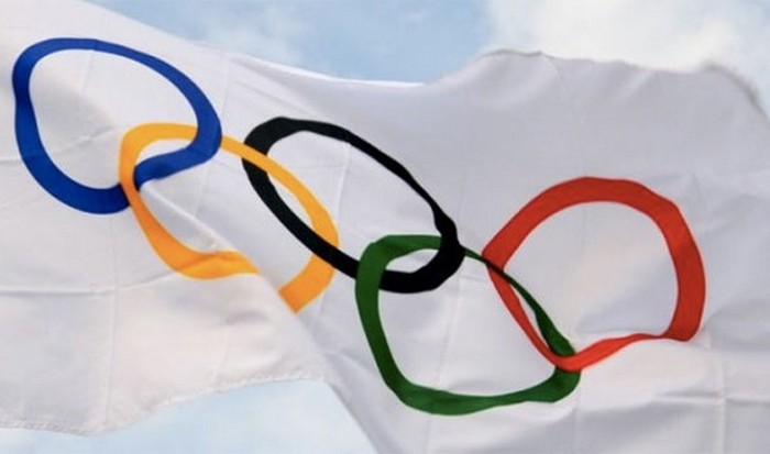 Флаг Олимпийских игр.