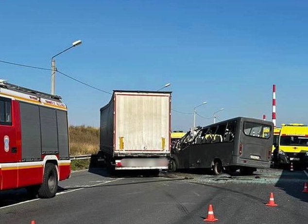 Суд огласил приговор водителю грузовика, по вине которого погибли 4 человека