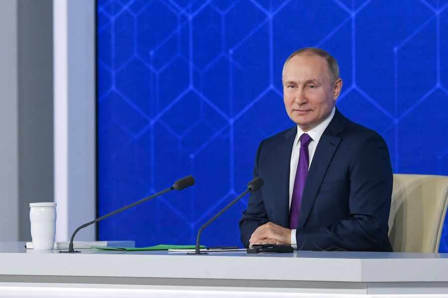 Bloomberg: Путин одним своим указом развязал борьбу в западных странах
