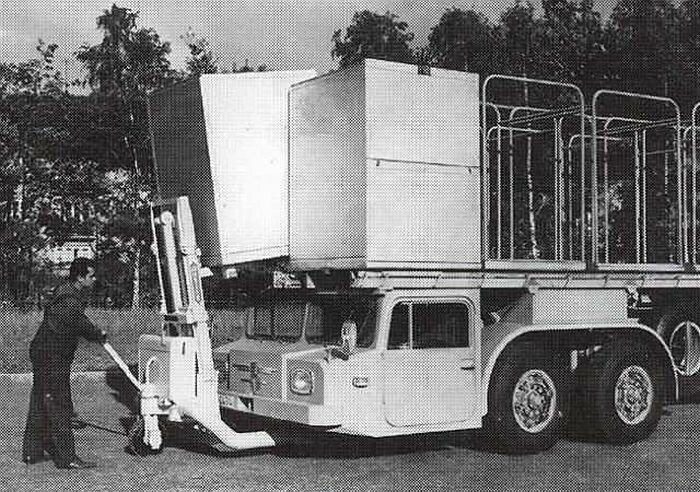 Посадка - ниже некуда. Посадка - ниже некуда. грузовики