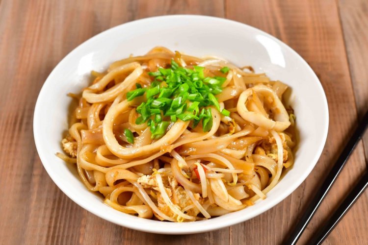 15 рецептов с рисовой лапшой, которые придутся по вкусу каждому 15 рецептов с рисовой лапшой, которые придутся по вкусу каждому рисовой, лапшу, соуса, лапши, понадобится, рисовую, минут, чеснока, обжарь, зубчика, добавь, овощи, соевого, лапша, перец, Отвари, Рисовая, специи Приготовление, чеснок, болгарский
