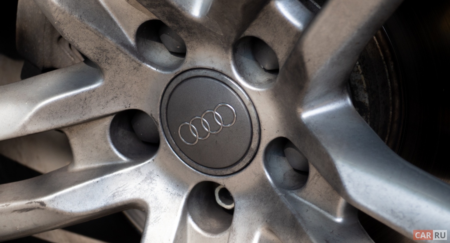 Audi начинает продажу настраиваемых тем для экранов своих автомобилей Автомобили