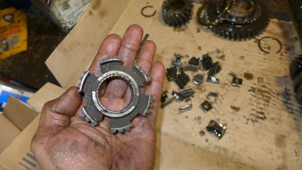 В гостях у «дяди Васи». Непредсказуемый ремонт. А как хорошо все начиналось… В гостях у «дяди Васи». Непредсказуемый ремонт. А как хорошо все начиналось… авто и мото,автоновости