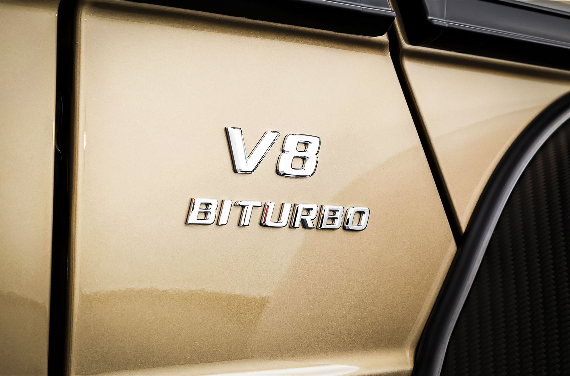 Шестиколесный «Гелик» с минимальным пробегом продают за 79 миллионов рублей Новости