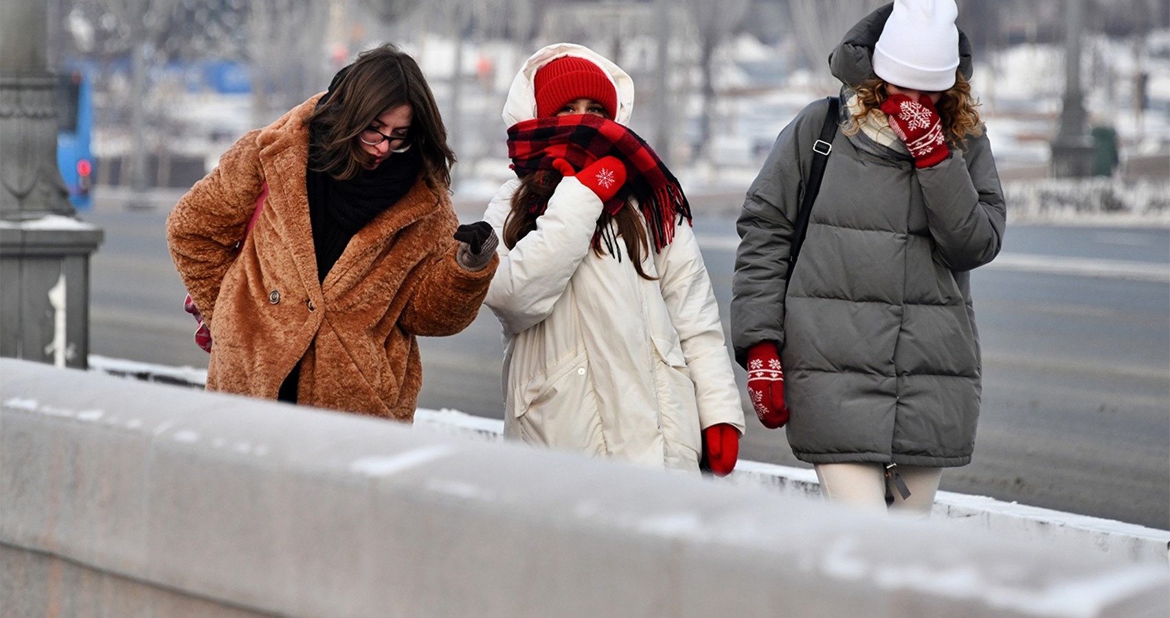 Прийти тепло. Аномальный холод в Москве. Похолодание в Москве. Мороз в Москве. Аномальные Морозы в Москве.