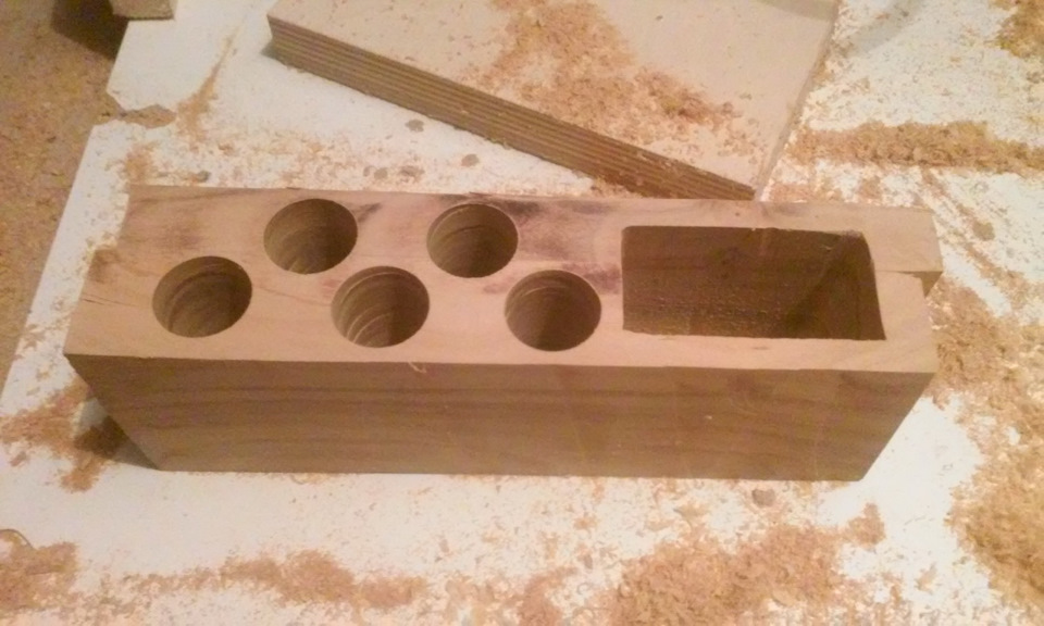 Подставка под зубощётки самоделкин