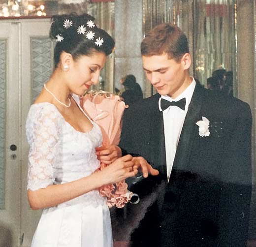 Александр Пашков вывел в свет необыкновенной красоты супругу, которую раньше не показывал никому александр пашков