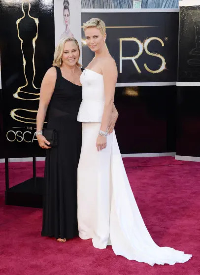 Шарлиз Терон подробно рассказала о ночи, когда её мать застрелила отца потому, когда, чтобы, просто, очень, Терон, знала, дверь, хотела, сказала, Поэтому, всегда, чтото, состоянии, Когда, также, поэтому, Думаю, понимала, знали