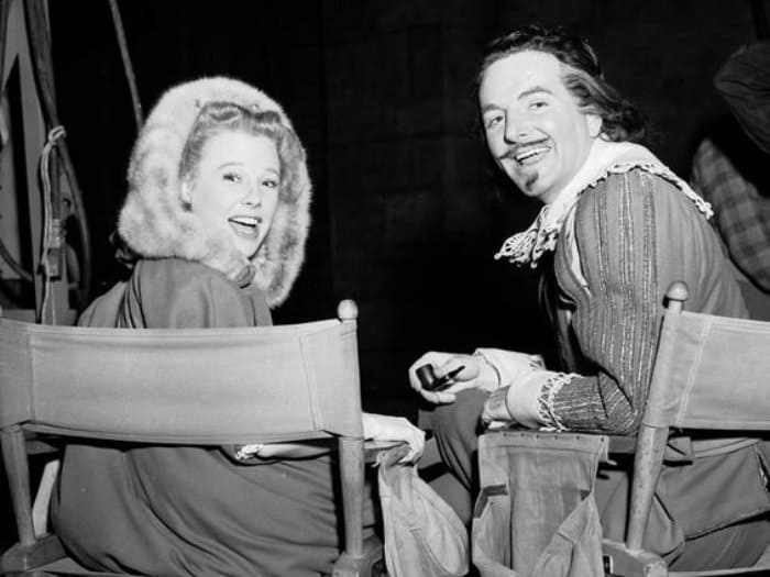 Констанция в мировом кино: Кого из актрис называют самой очаровательной спутницей Д’Артаньяна история кино,киноактеры,моровой кинематограф