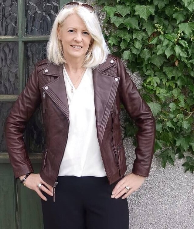 Кожаные куртки для женщин за 40 лет