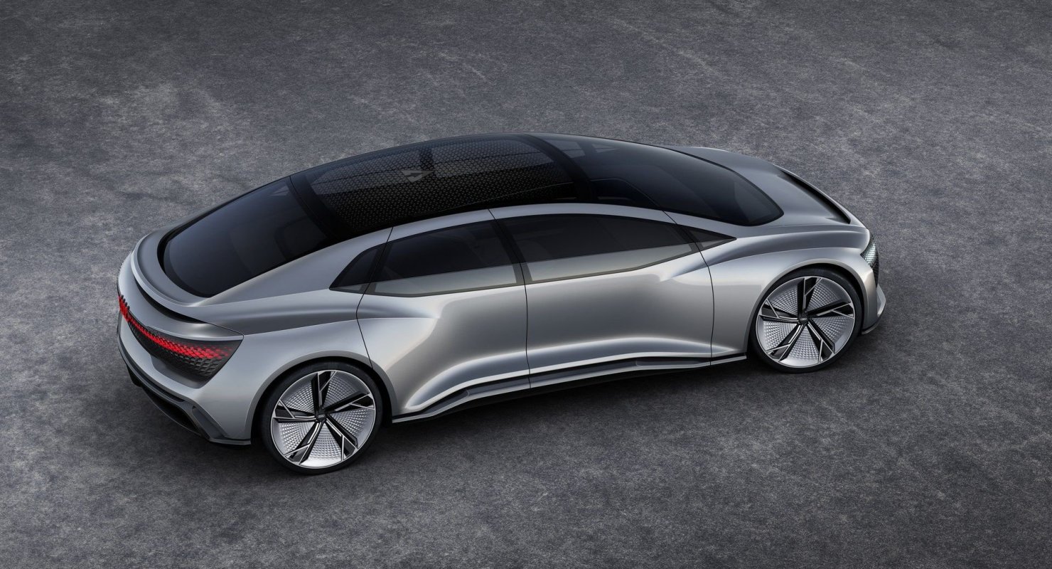 В Сети появился рендер на новый электрический седан Porsche Landjet