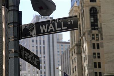 Фондовые биржи США растут на 1-2% на общем оптимизме