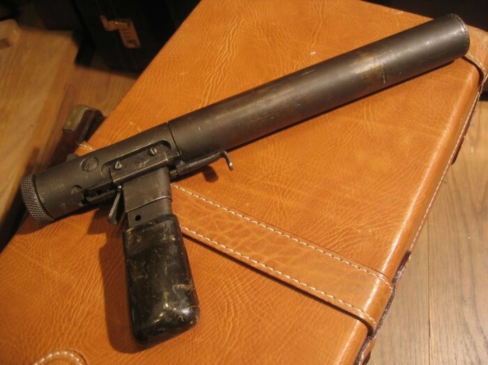 Пистолет Welrod. |Фото: imgday.com.