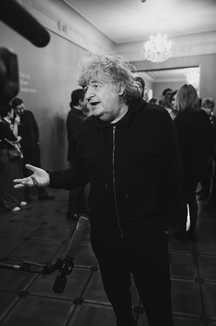 Dress Code. В Москве после реконструкции открылся Театр на Бронной. Среди гостей — Ксения Собчак, Людмила Нарусова, Светлана Бондарчук Dress Code. В Москве после реконструкции открылся Театр на Бронной. Среди гостей — Ксения Собчак, Людмила Нарусова, Светлана Бондарчук Светская жизнь