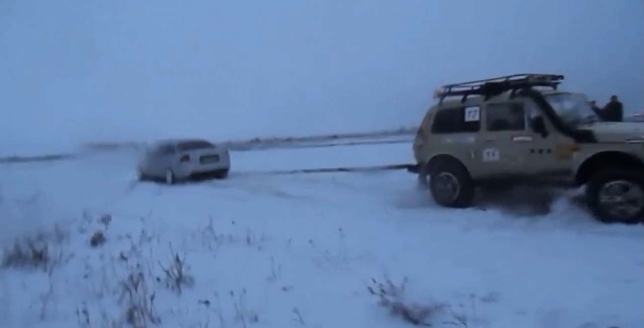 Кто кого? Ауди Квадро или Лада Нива