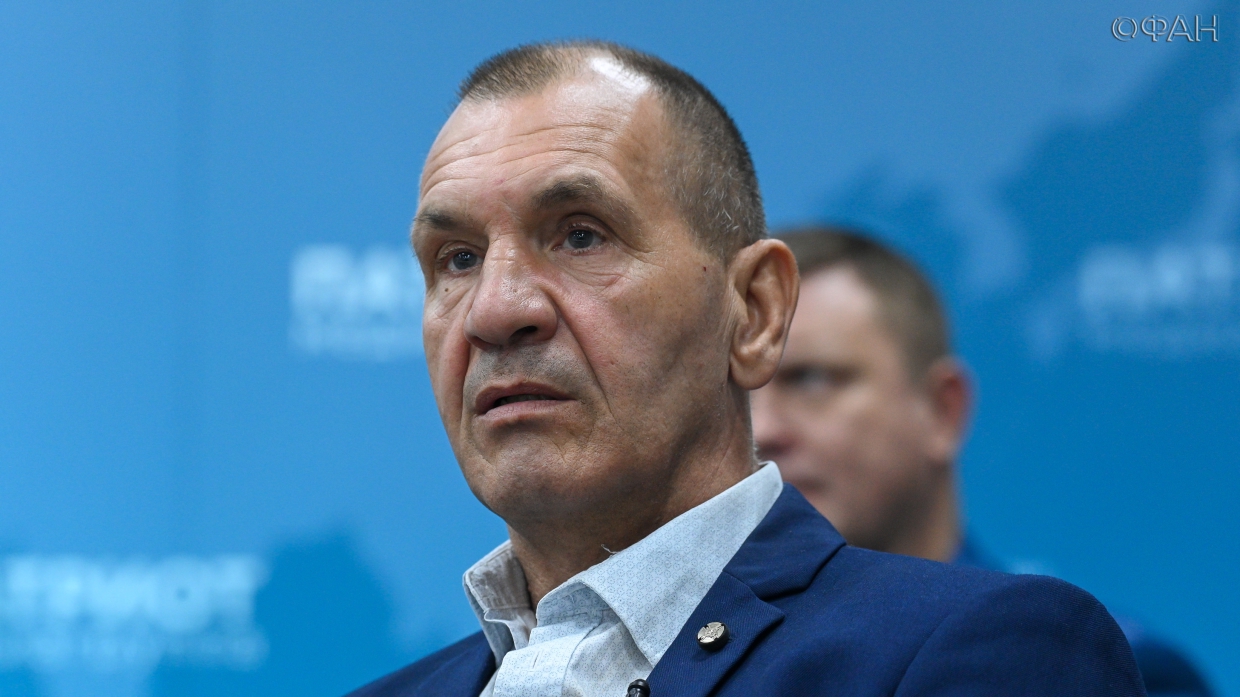 «Петербургский уикенд»: как кино переплетается с политическими проблемами и помогает их решать «Петербургский уикенд»: как кино переплетается с политическими проблемами и помогает их решать Общество