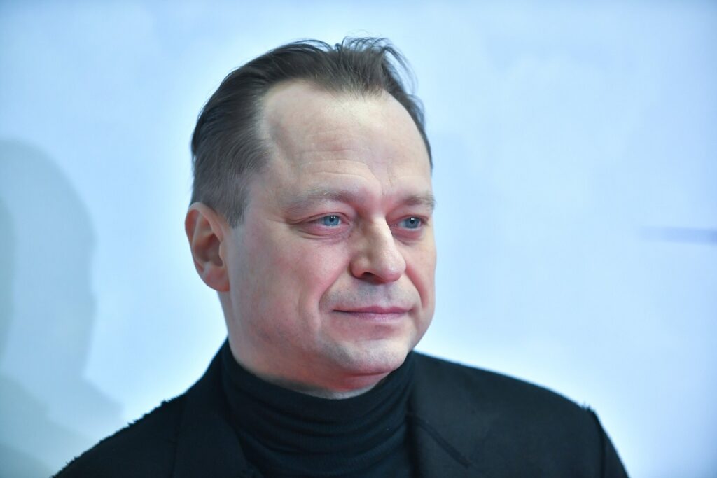 Кот актер анатолий