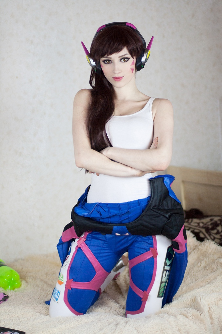 Overwatch - Косплей: Мария Давыдова в образе прекрасной D.Va Overwatch - Косплей: Мария Давыдова в образе прекрасной D.Va Игры