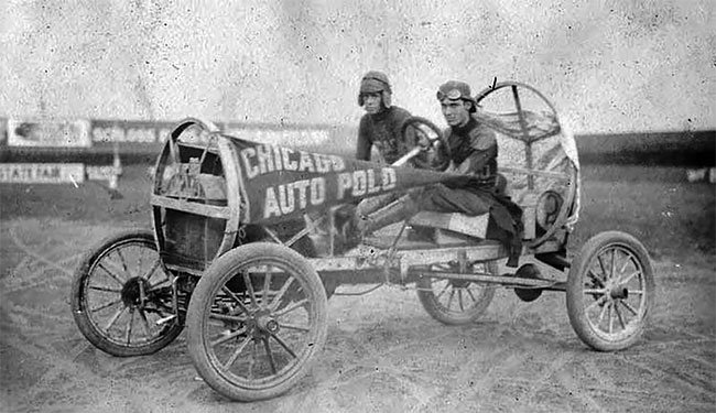 Автополо: опасный вид автоспорта начала XX века, в который играли рисковые парни автомобили