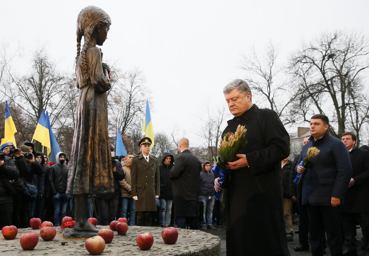 Голод на украине. Жертвы Голодомора 1932-1933. Памятник жертвам Голодомора Украина.