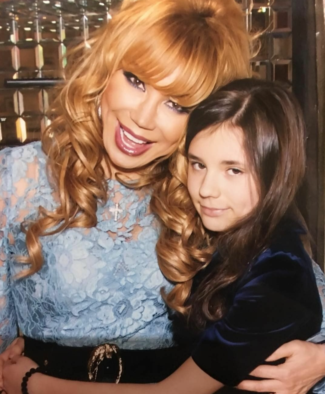 Маша Распутина борется за свой дом: бывшая жена мужа грозит продажей недвижимости