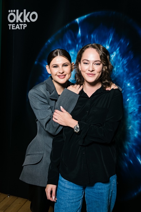 UFO: Аглая Тарасова, Евгений Цыганов, Ирина Безрукова и другие на премьере постановки Ивана Вырыпаева Звезды,Новости о звездах