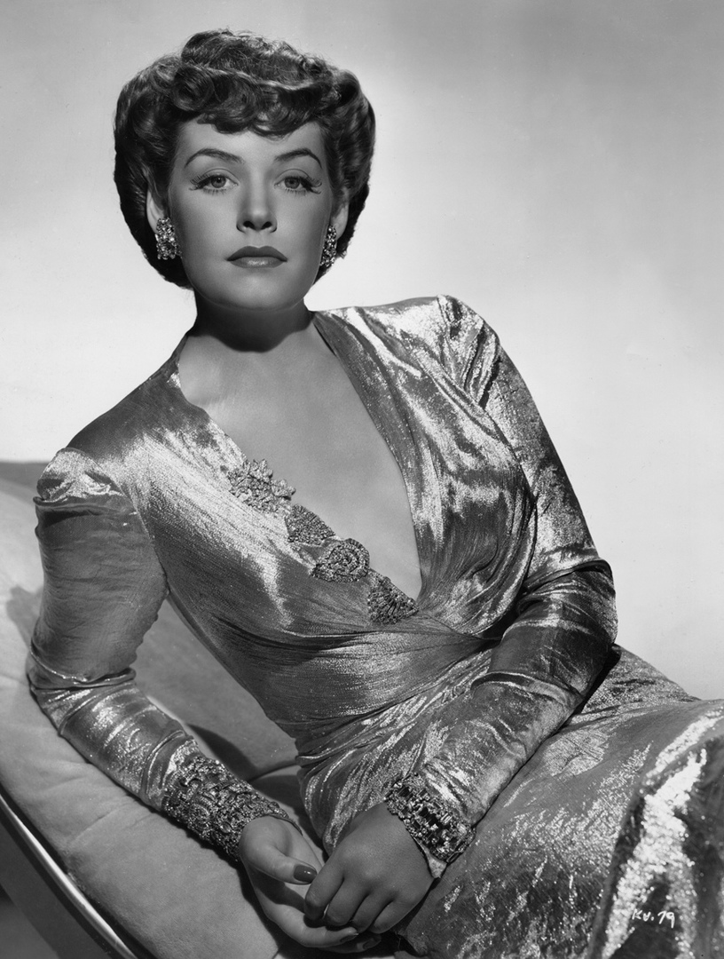 Красотка из 50-х Карен Верне 