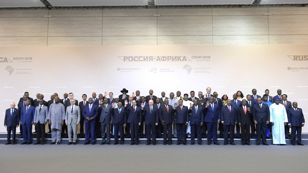 Путин заявил о стремлении РФ наладить взаимодействие с африканскими объединениями