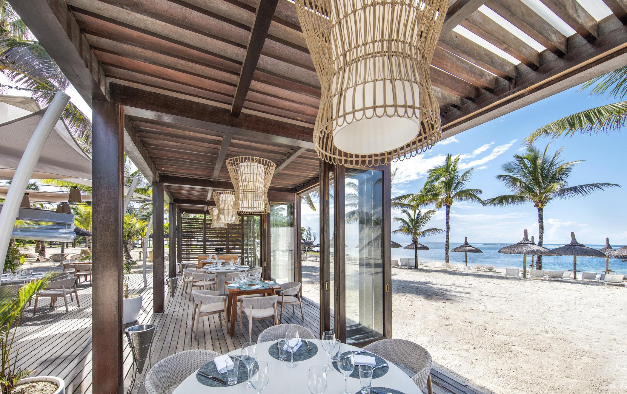 Победить стресс, подружиться с черепахой и прикоснуться к Луне: чем заняться в отпуске в апреле 2026 можно, делать, Beach, посмотреть, стоит, Maldives, поесть, здесь, который, просто, Sugar, Grand, звездами, острове, Главное, Tremezzo, программу, Ambre, курорте, Hotel