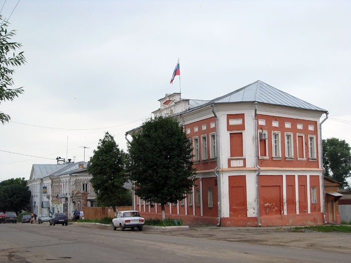 Погода в болхове. Город Болхов улица Ленина гимназия. Болхов улица Ленина. Болхов Орловская область улица Ленина. Администрация города Болхова.