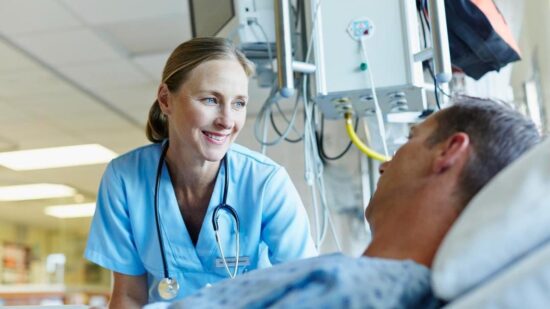 Не мужское дело? Врач Гольцман ответила, почему в хосписах работают в основном женщины