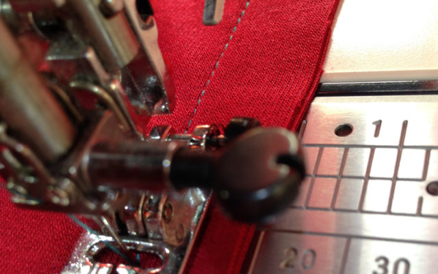 Как шить трикотаж на швейной машинке: 5 способов работа с трикотажем