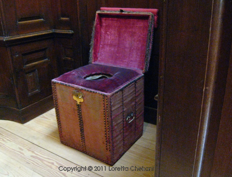 Постыдная тема или несколько слов о туалетах монаршьих особ. Постыдная тема или несколько слов о туалетах монаршьих особ. гигиена