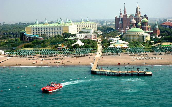 11 райских отелей, куда может попасть каждый 