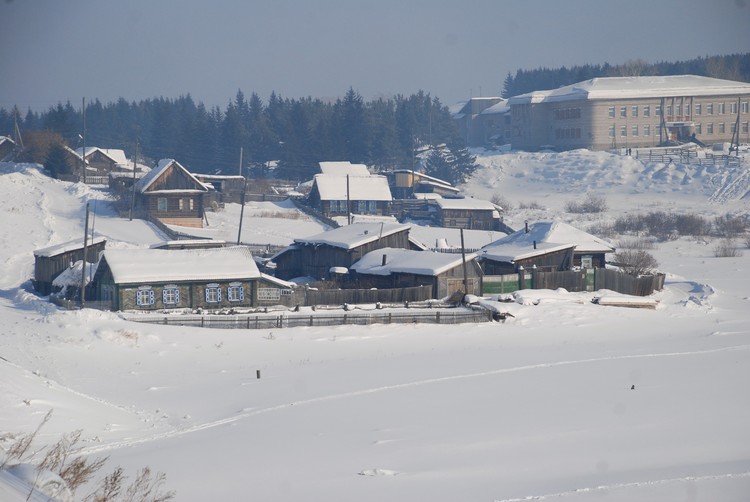 Село должников