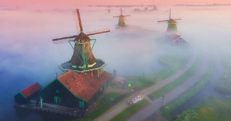 Голландская сказка: ветряные мельницы в тумане Заансе Сканс, ветряные мельницы, волшебные места, голландия, деревня мельниц, красота, туман, фото