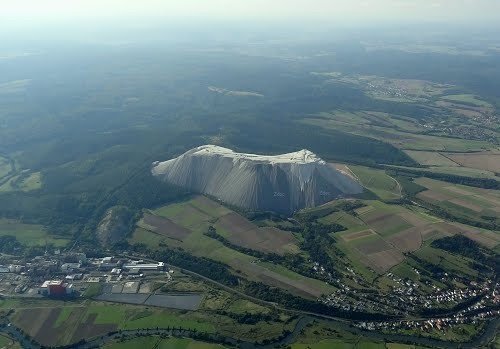 Самая большая в мире гора поваренной соли Монте Кали, гора, поваренная, соль