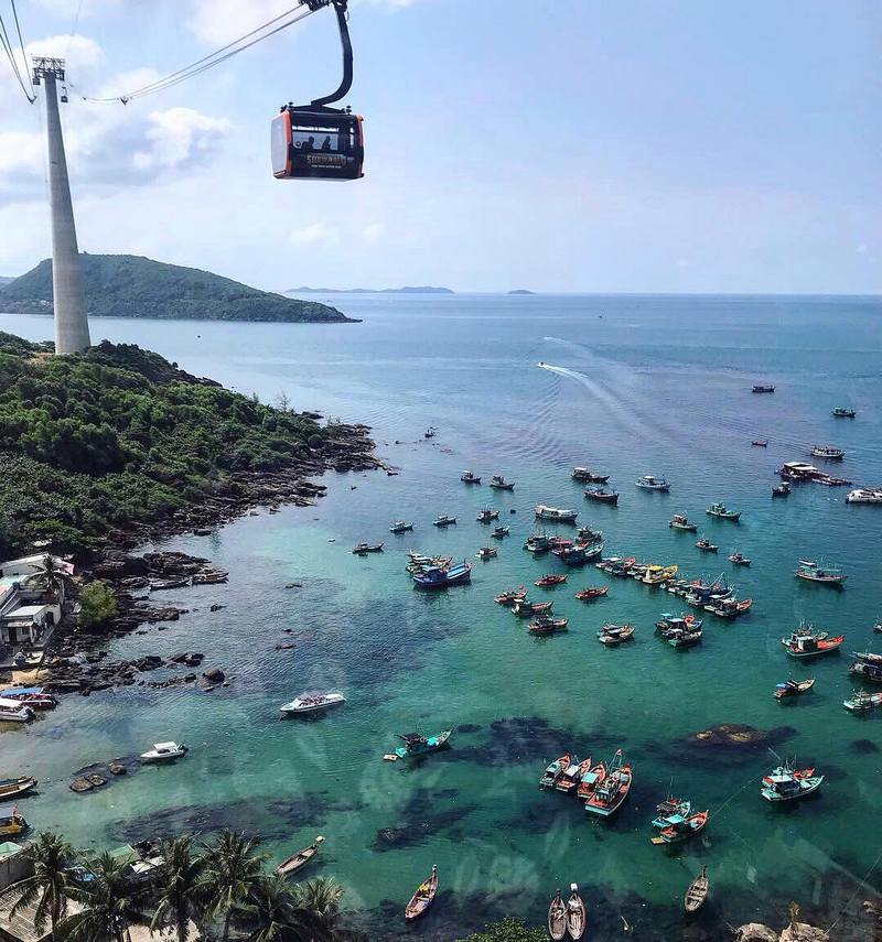 Прогулка по самой длинной канатной дороге в мире Прогулка по самой длинной канатной дороге в мире