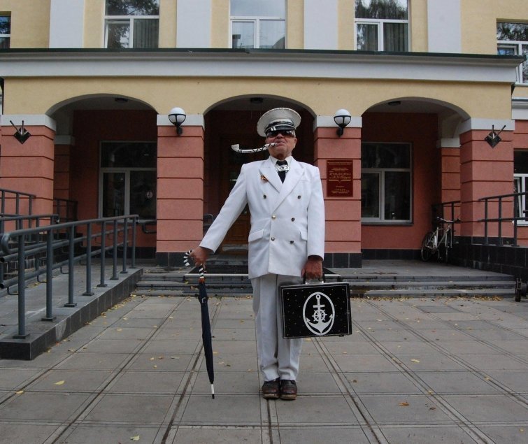 Виктор Казаковцев — 71-летний модник, являющийся местной знаменитостью Кирова в мире, виктор казаковцев, киров, красавчик, люди, мода, пенсионер, позитив