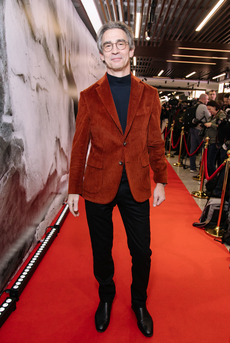 Алла Пугачева, Юлия Высоцкая и другие на премьере фильма Андрея Кончаловского "Грех" в Москве Звезды,Красная дорожка